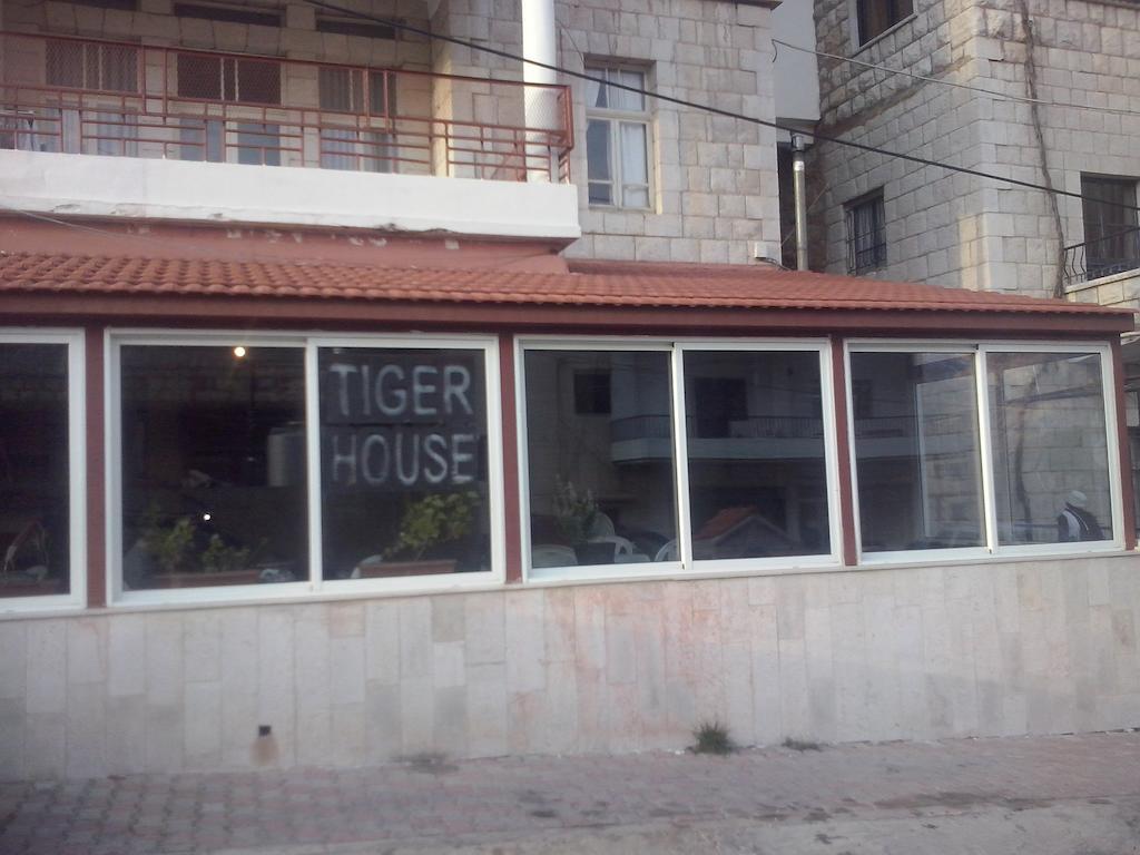 Tiger House Guest House Бишари Экстерьер фото